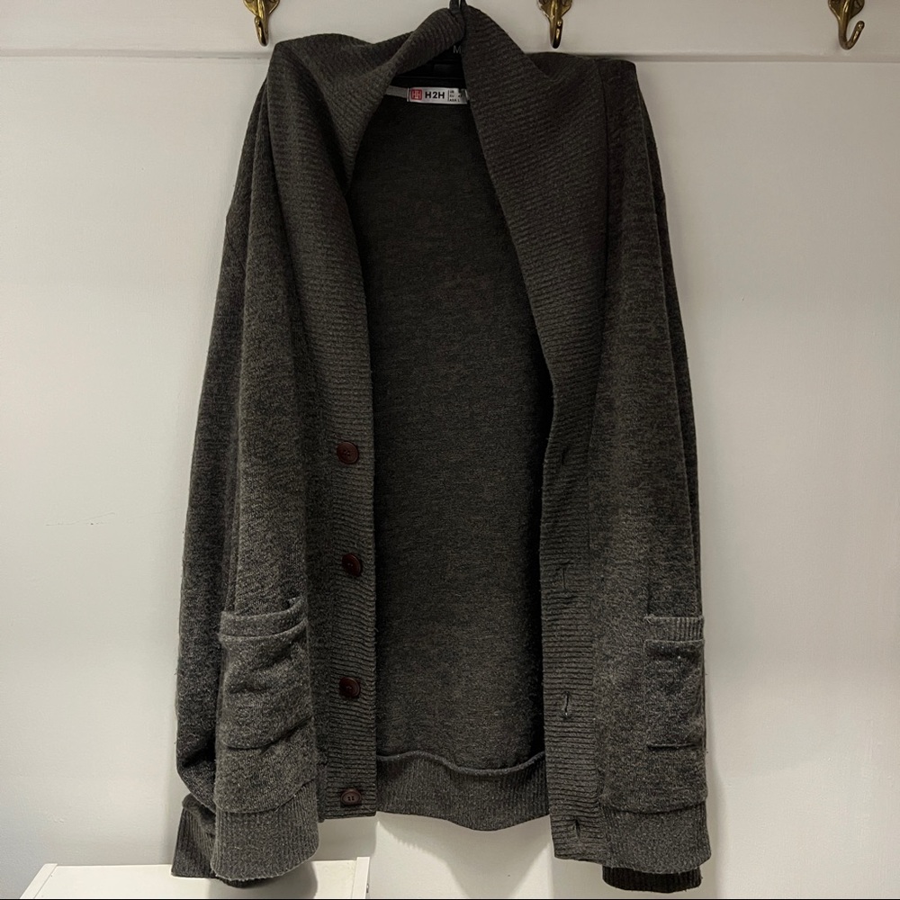 Gray cardigan